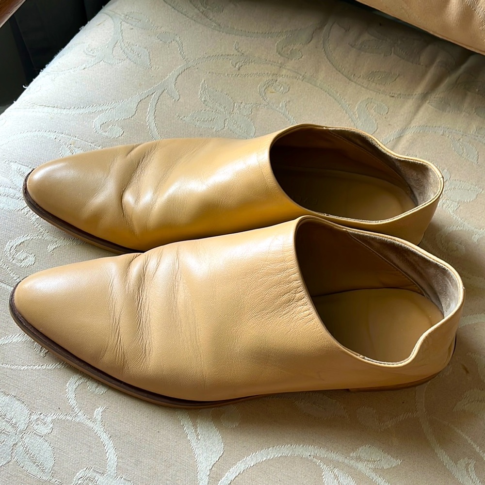 Everlane modern Babo